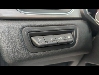 Photo 24 du bon plan RENAULT Captur 1.6 E-Tech Plug-in 160ch Intens occasion à 14390 €