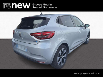 Photo 6 du bon plan RENAULT Clio 1.6 E-Tech hybride 145ch Evolution occasion à 15900 €