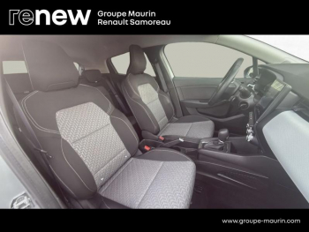 Photo 18 du bon plan RENAULT Clio 1.6 E-Tech hybride 145ch Evolution occasion à 15900 €