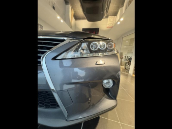 Photo 6 du bon plan LEXUS RX 450h 4WD Design occasion à 18490 €