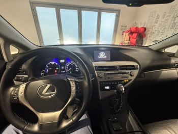 Photo 9 du bon plan LEXUS RX 450h 4WD Design occasion à 18490 €