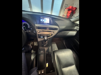 Photo 10 du bon plan LEXUS RX 450h 4WD Design occasion à 18490 €