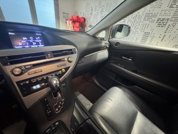 Photo 12 du bon plan LEXUS RX 450h 4WD Design occasion à 18490 €