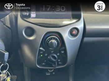 Photo 21 du bon plan TOYOTA Aygo 1.0 VVT-i 72ch x-play 5p MY21 occasion à 12490 €
