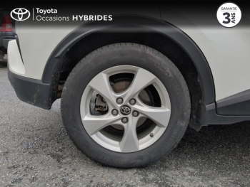 Photo 16 du bon plan TOYOTA C-HR 2.0 Hybride Rechargeable 225ch Collection Premiere NG23 occasion à 40824 €