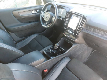 Photo 16 du bon plan VOLVO XC40 T5 Recharge 180 + 82ch R-Design DCT 7 occasion à 31990 €