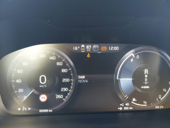 Photo 20 du bon plan VOLVO XC40 T5 Recharge 180 + 82ch R-Design DCT 7 occasion à 31990 €