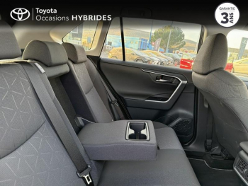 Photo 7 du bon plan TOYOTA RAV4 2.5 Hybride 218ch Dynamic 2WD MY24 occasion à 35990 €