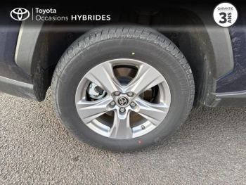Photo 16 du bon plan TOYOTA RAV4 2.5 Hybride 218ch Dynamic 2WD MY24 occasion à 35990 €
