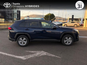 Photo 17 du bon plan TOYOTA RAV4 2.5 Hybride 218ch Dynamic 2WD MY24 occasion à 35990 €