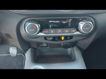 Photo 17 du bon plan NISSAN Juke 1.0 DIG-T 117ch N-Connecta occasion à 13980 €