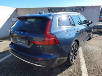 Photo 2 du bon plan VOLVO V60 B3 163ch Ultimate Style Dark DCT 7 occasion à 38490 €