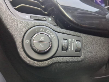 Photo 15 du bon plan FIAT 500X 1.3 FireFly Turbo T4 150ch Cross DCT occasion à 13690 €