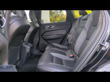 Photo 9 du bon plan VOLVO XC60 D4 AdBlue 190ch R-Design Geartronic occasion à 30690 €