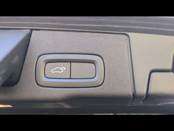 Photo 12 du bon plan VOLVO XC60 D4 AdBlue 190ch R-Design Geartronic occasion à 30690 €