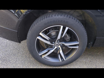 Photo 14 du bon plan VOLVO XC60 D4 AdBlue 190ch R-Design Geartronic occasion à 30690 €
