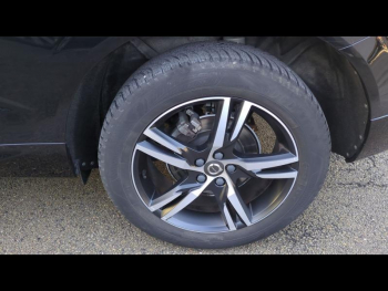 Photo 17 du bon plan VOLVO XC60 D4 AdBlue 190ch R-Design Geartronic occasion à 30690 €