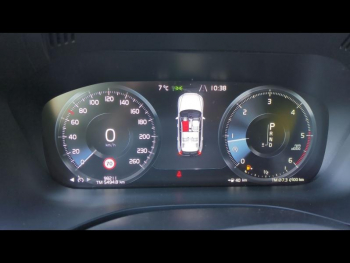 Photo 25 du bon plan VOLVO XC60 D4 AdBlue 190ch R-Design Geartronic occasion à 30690 €