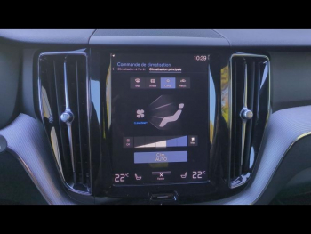 Photo 30 du bon plan VOLVO XC60 D4 AdBlue 190ch R-Design Geartronic occasion à 30690 €