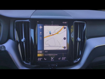 Photo 33 du bon plan VOLVO XC60 D4 AdBlue 190ch R-Design Geartronic occasion à 30690 €