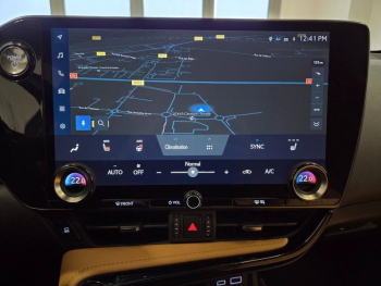 Photo 6 du bon plan LEXUS NX 450h+ Luxe 4WD occasion à 43990 €