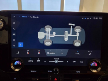 Photo 8 du bon plan LEXUS NX 450h+ Luxe 4WD occasion à 43990 €