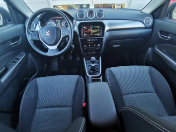 Photo 16 du bon plan SUZUKI Vitara 1.4 Boosterjet Hybrid 129ch PrivilÃ¨ge occasion à 18990 €