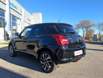 Photo 11 du bon plan SUZUKI Swift 1.2 Dualjet Hybrid 83ch Pack AllGrip occasion à 16990 €