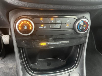 Photo 19 du bon plan FORD Puma 1.0  E85 Flexifuel 125ch S&S mHEV Titanium occasion à 18989 €