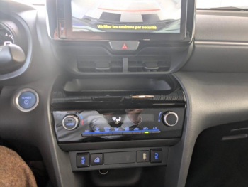 Photo 17 du bon plan TOYOTA Yaris Cross 116h Design AWD-i MY22 occasion à 23490 €