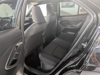 Photo 19 du bon plan TOYOTA Yaris Cross 116h Design AWD-i MY22 occasion à 23490 €