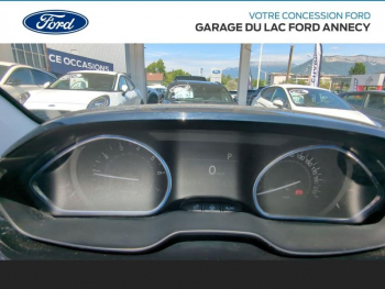 Photo 8 du bon plan PEUGEOT 2008 1.2 PureTech 110ch E6.c Allure S&S EAT6 occasion à 12990 €