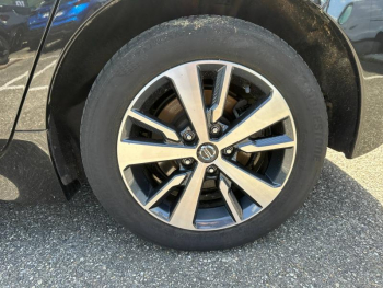 Photo 17 du bon plan NISSAN Leaf 150ch 40kWh Acenta 21.5 occasion à 15490 €