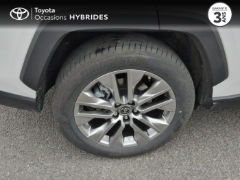 Photo 16 du bon plan TOYOTA RAV4 2.5 Hybride 222ch Lounge AWD-i MY24 occasion à 43980 €