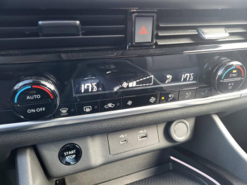 Photo 20 du bon plan NISSAN X-Trail e-4orce 213ch N-Connecta occasion à 31990 €