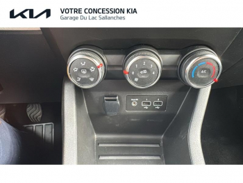 Photo 17 du bon plan RENAULT Clio 1.0 TCe 100ch Evolution GPL occasion à 14990 €