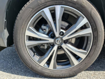 Photo 4 du bon plan NISSAN Qashqai 1.6 dCi 130ch N-Connecta occasion à 14990 €