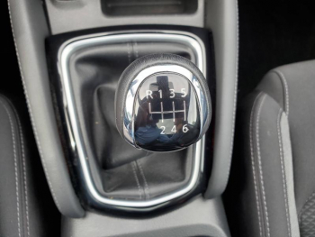 Photo 5 du bon plan NISSAN Qashqai 1.6 dCi 130ch N-Connecta occasion à 14990 €