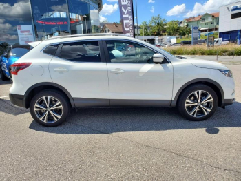 Photo 10 du bon plan NISSAN Qashqai 1.6 dCi 130ch N-Connecta occasion à 14990 €