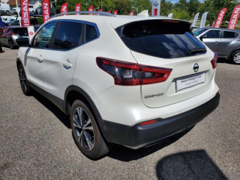Photo 14 du bon plan NISSAN Qashqai 1.6 dCi 130ch N-Connecta occasion à 14990 €