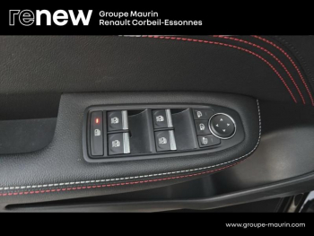 Photo 17 du bon plan RENAULT Arkana 1.6 E-Tech 145ch RS Line -21B occasion à 21898 €