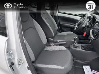 Photo 6 du bon plan TOYOTA Aygo X 1.0 VVT-i 72ch Dynamic occasion à 12980 €