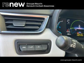 Photo 17 du bon plan RENAULT Clio 1.6 E-Tech hybride 145ch Techno occasion à 16489 €