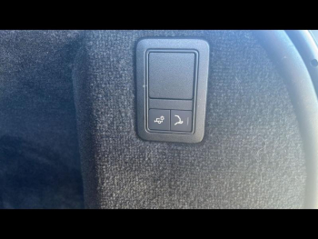 Photo 10 du bon plan LAND-ROVER Range Rover Sport 3.0 SDV6 306ch HSE Dynamic Mark V occasion à 29990 €