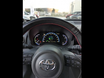 Photo 17 du bon plan TOYOTA Yaris Cross 116h GR Sport MY22 occasion à 24990 €