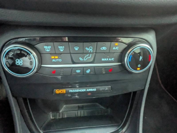 Photo 18 du bon plan FORD Puma 1.0 EcoBoost 125ch mHEV ST-Line DCT7 occasion à 22280 €