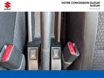 Photo 13 du bon plan SUZUKI Swift 1.2 Dualjet Hybrid 83ch Pack AllGrip occasion à 16590 €