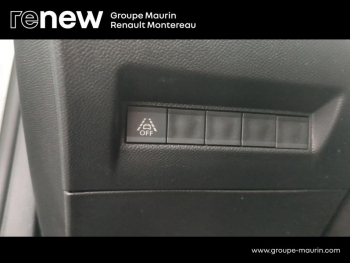 Photo 26 du bon plan PEUGEOT 2008 1.5 BlueHDi 110ch S&S GT occasion à 17490 €