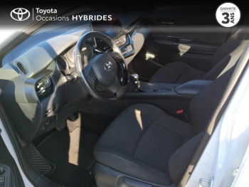 Photo 11 du bon plan TOYOTA C-HR 122h Dynamic 2WD E-CVT occasion à 17990 €