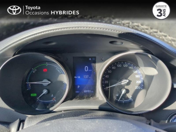 Photo 14 du bon plan TOYOTA C-HR 122h Dynamic 2WD E-CVT occasion à 17990 €